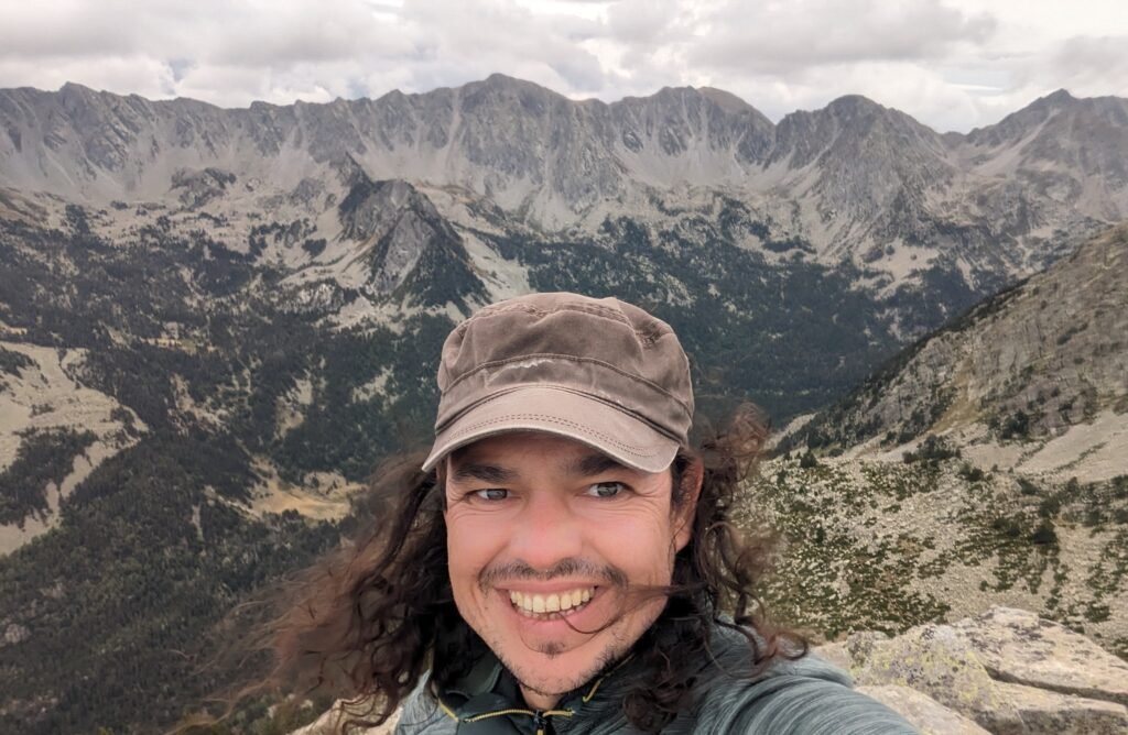 Nicolas Breton, spécialiste du voyage écoresponsable et à proximité depuis 12 ans.