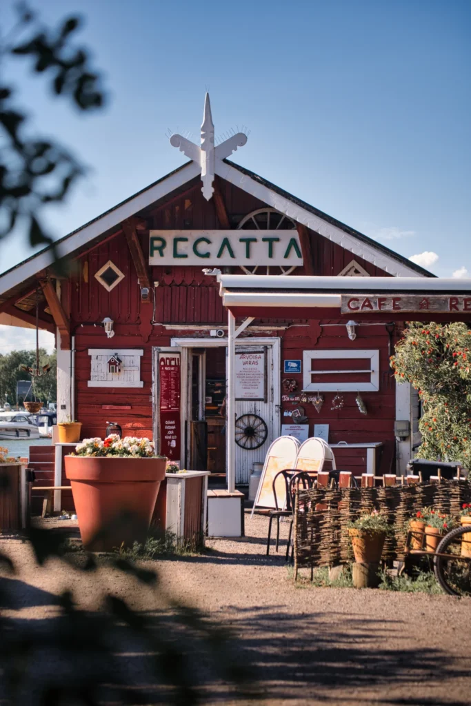 cafe-regatta_bychloev