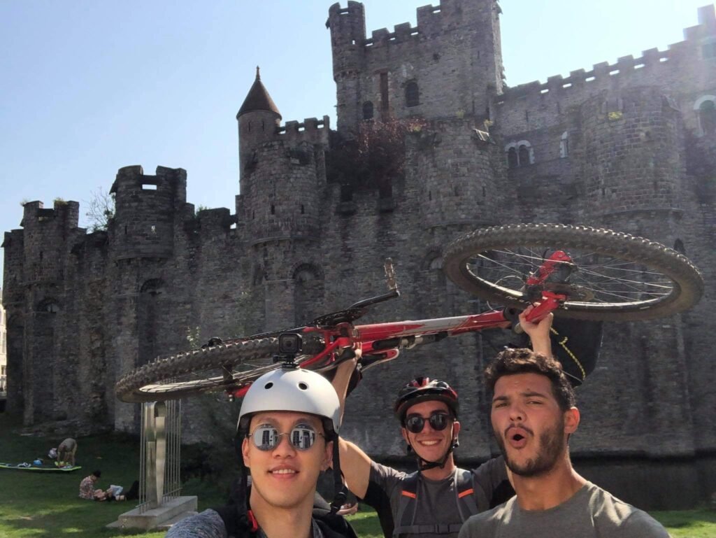 Traversée de la Belgique à vélo. Gand