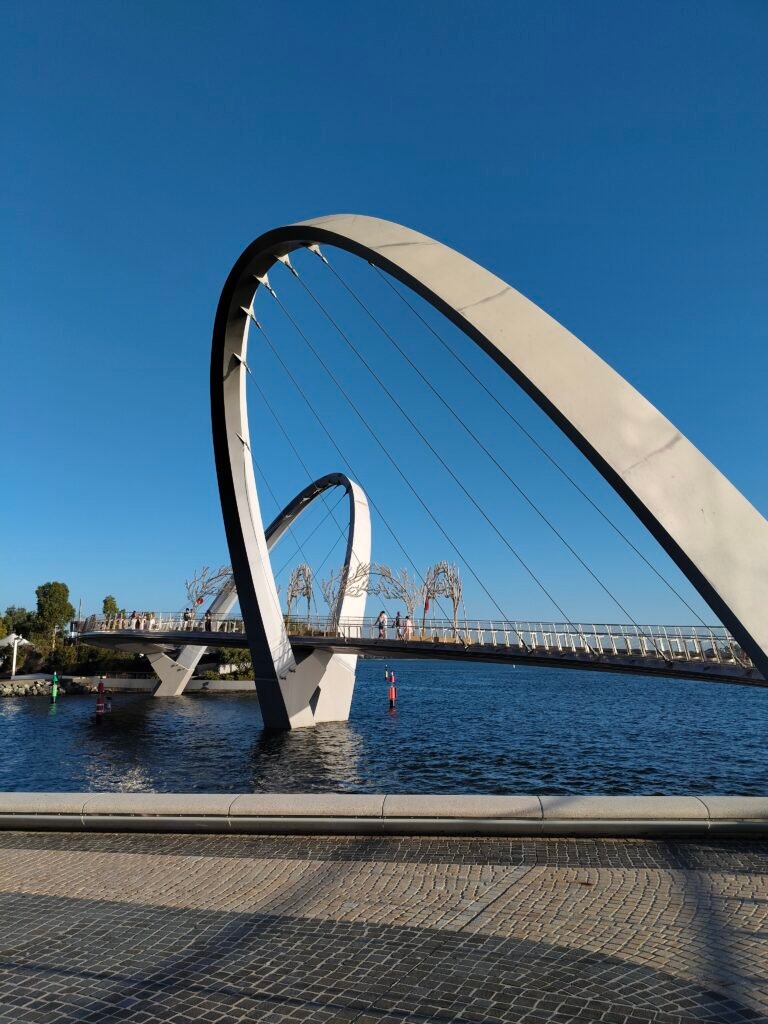 Pont du quai Elizabeth
Elizabeth quay bridge
Perth Western Australia - Australie 